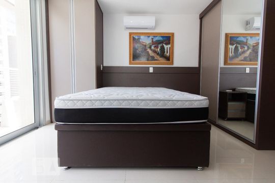 Quarto de kitnet/studio para alugar com 1 quarto, 33m² em Águas Claras, Brasília