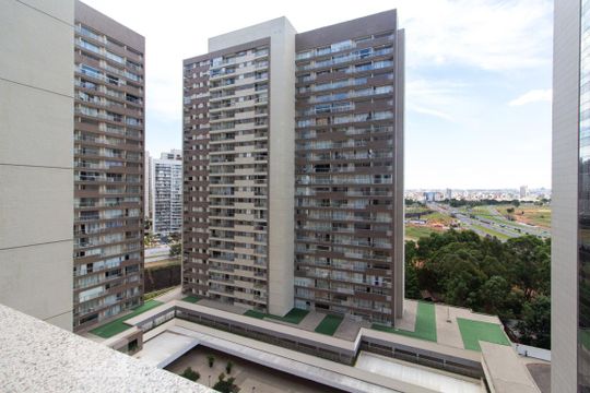 Vista - sala de kitnet/studio para alugar com 1 quarto, 33m² em Águas Claras, Brasília