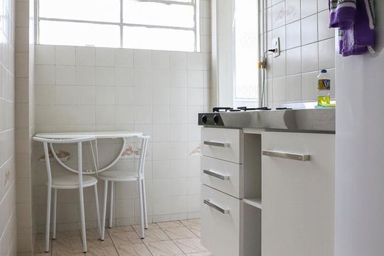 Cozinha de apartamento à venda com 1 quarto, 38m² em Jardim Paulista, São Paulo