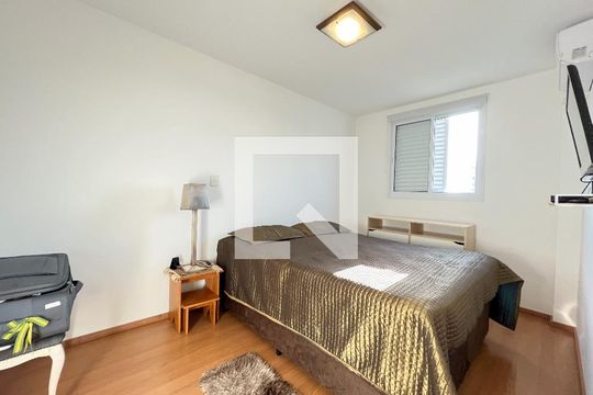 Quarto 1 de apartamento para alugar com 2 quartos, 51m² em Saúde, São Paulo
