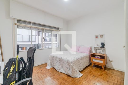 Quarto  de apartamento para alugar com 3 quartos, 146m² em Pinheiros, São Paulo