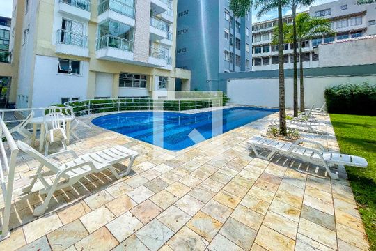 Área comum - Piscina de apartamento para alugar com 2 quartos, 63m² em Pinheiros, São Paulo