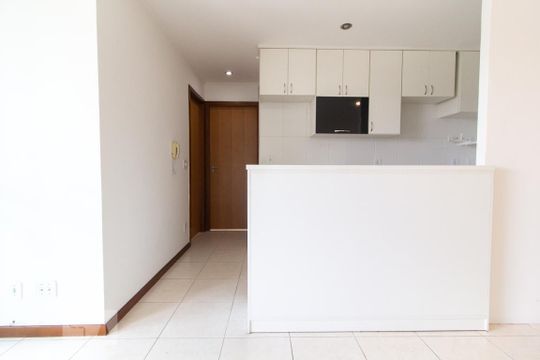 Cozinha de apartamento para alugar com 2 quartos, 54m² em Águas Claras, Brasília
