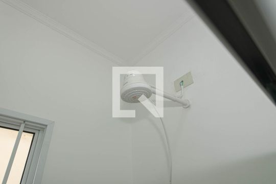 Banheiro social de casa para alugar com 4 quartos, 500m² em Vila Cordeiro, São Paulo