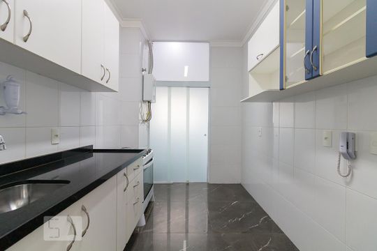 Cozinha de apartamento à venda com 3 quartos, 106m² em Jardim Flor da Montanha, Guarulhos