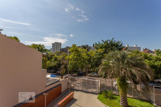 Vista Sala de apartamento à venda com 3 quartos, 150m² em Bela Vista, Porto Alegre