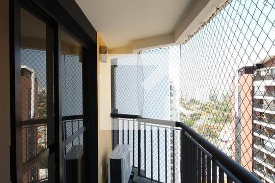 Varanda Sala de apartamento para alugar com 3 quartos, 110m² em Indianópolis, São Paulo