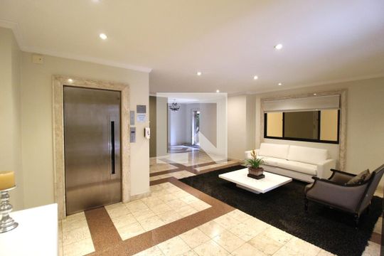 Hall Social de apartamento para alugar com 3 quartos, 110m² em Indianópolis, São Paulo