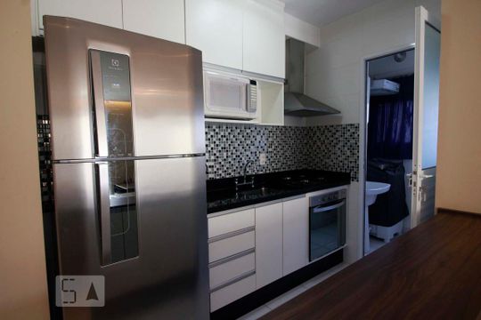 Cozinha de apartamento para alugar com 3 quartos, 67m² em Vila Andrade, São Paulo