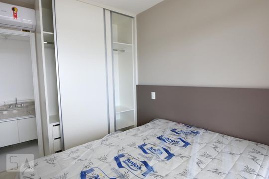 suite de kitnet/studio para alugar com 1 quarto, 35m² em Real Parque, São Paulo