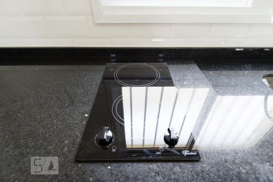 Cozinha de kitnet/studio para alugar com 1 quarto, 33m² em Cerâmica, São Caetano do Sul