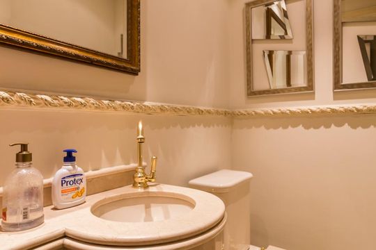 Lavabo 1 de apartamento à venda com 4 quartos, 340m² em Alto da Lapa, São Paulo