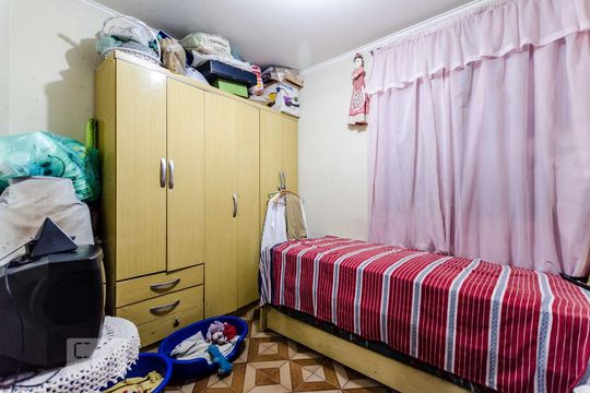 Quarto de serviço de casa para alugar com 6 quartos, 410m² em Cidade São Francisco, São Paulo