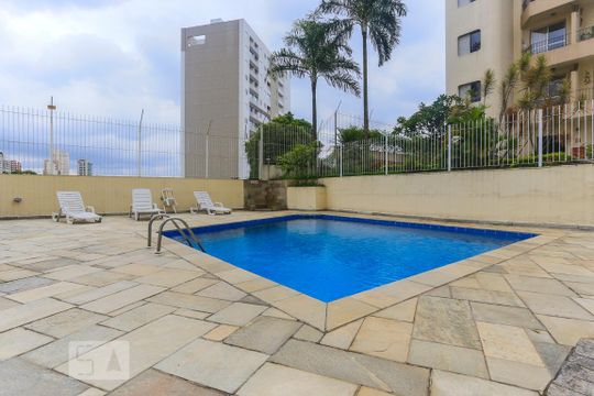 Piscina de apartamento para alugar com 2 quartos, 52m² em Sumarezinho, São Paulo