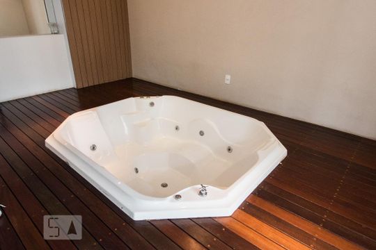 Área Externa - Hidromassagem de apartamento à venda com 4 quartos, 130m² em Ipiranga, São Paulo
