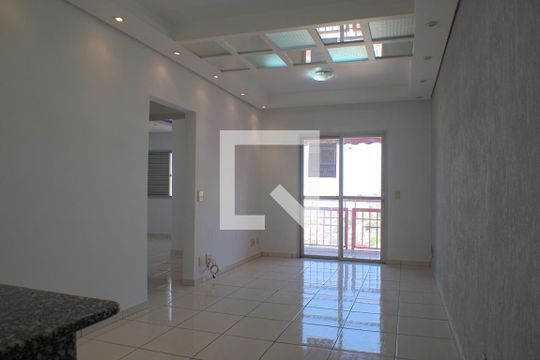 Sala de apartamento à venda com 2 quartos, 68m² em Vila Industrial, Campinas