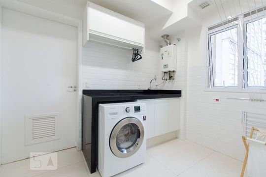 Área de serviço de apartamento para alugar com 3 quartos, 121m² em Alphaville Conde Ii, Barueri