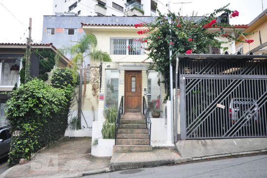 Fachada de kitnet/studio para alugar com 1 quarto, 30m² em Real Parque, São Paulo