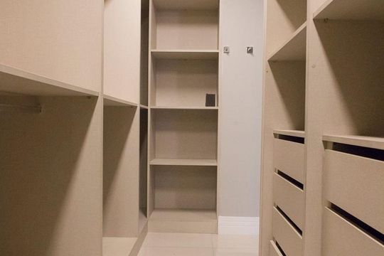Closet de apartamento para alugar com 1 quarto, 59m² em Vila Buarque, São Paulo