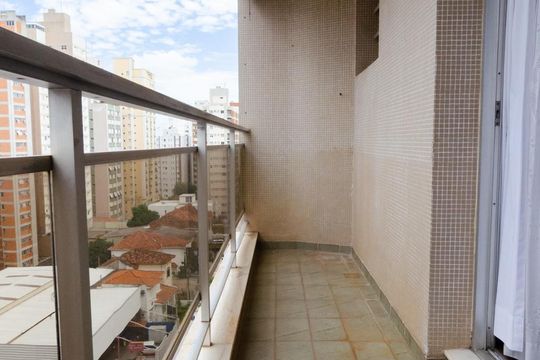 Sacada de apartamento para alugar com 3 quartos, 140m² em Centro, Campinas