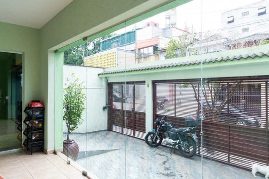 Varanda - Sala de estar de casa para alugar com 3 quartos, 400m² em Mirandópolis, São Paulo