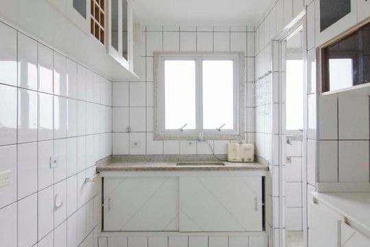 Cozinha de apartamento para alugar com 2 quartos, 73m² em Santana, São Paulo