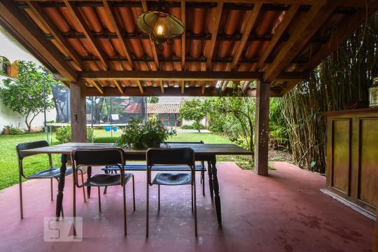 Área Externa de casa à venda com 4 quartos, 750m² em Granja Julieta, São Paulo
