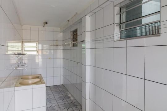 Área de serviço de casa à venda com 3 quartos, 115m² em Jardim Rosa de Franca, Guarulhos