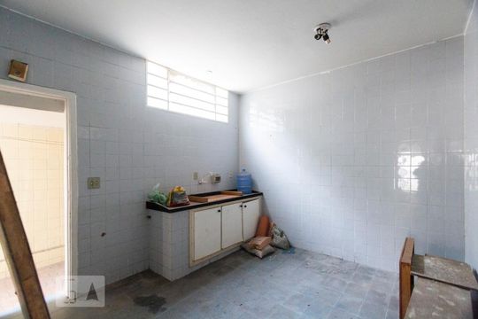 Cozinha de casa para alugar com 3 quartos, 150m² em Parque Jabaquara, São Paulo