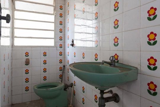 Lavabo de casa para alugar com 3 quartos, 150m² em Parque Jabaquara, São Paulo