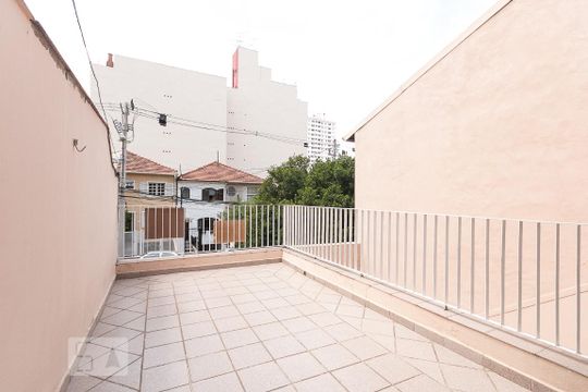 Varanda de entrada  de casa à venda com 3 quartos, 170m² em Cambuci, São Paulo