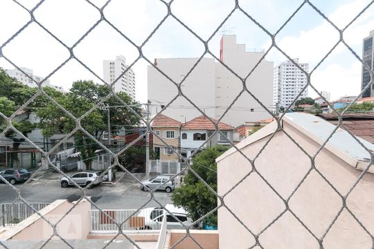 Vista da suíte  de casa à venda com 3 quartos, 170m² em Cambuci, São Paulo