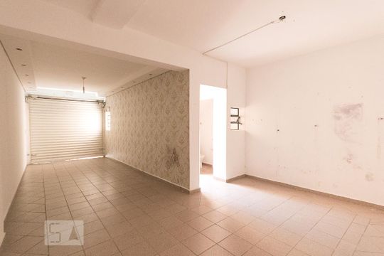 Garagem  de casa à venda com 3 quartos, 170m² em Cambuci, São Paulo