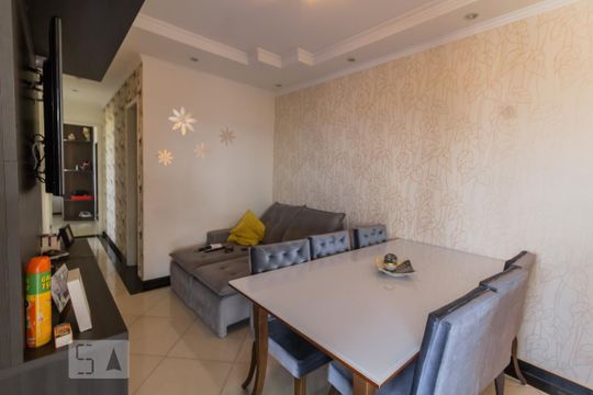 Sala de apartamento à venda com 3 quartos, 100m² em Jardim Rossi, Guarulhos