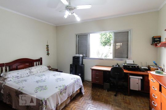 quaro 02 de casa para alugar com 5 quartos, 240m² em Vila Invernada, São Paulo