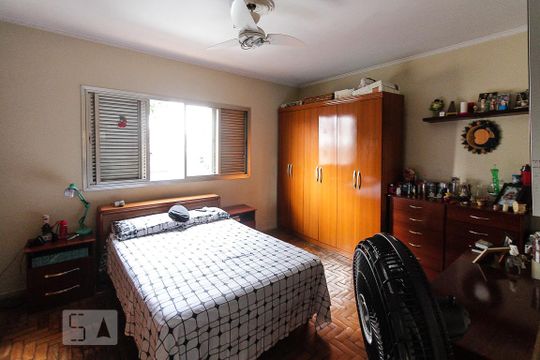quarto 01 de casa para alugar com 5 quartos, 240m² em Vila Invernada, São Paulo