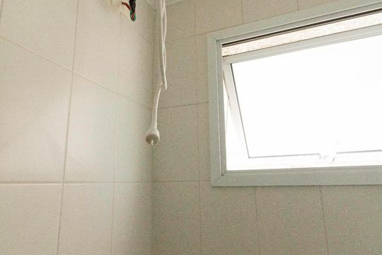 Banheiro deSuite de apartamento à venda com 2 quartos, 85m² em Vila Valparaíso, Santo André