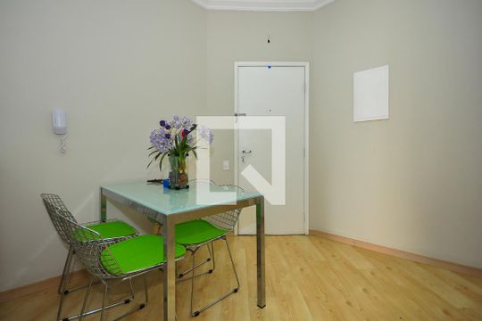 Sala de Jantar de apartamento para alugar com 1 quarto, 54m² em Vila Suzana, São Paulo