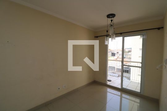 Sala de apartamento para alugar com 3 quartos, 70m² em Jardim Vila Formosa, São Paulo