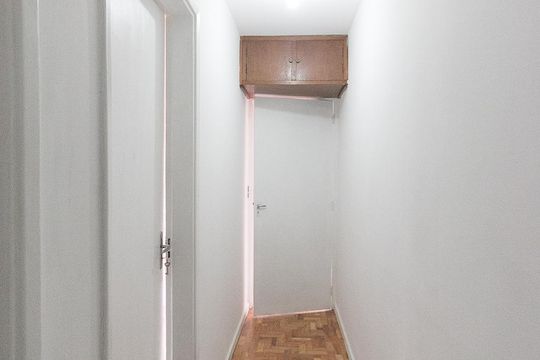 corredor  de apartamento à venda com 2 quartos, 63m² em Vila Santa Eulalia, São Paulo