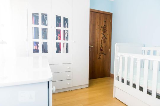 Quarto 1 de apartamento para alugar com 2 quartos, 60m² em Boa Vista, Porto Alegre