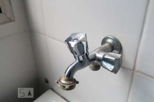 Área de serviço de apartamento para alugar com 2 quartos, 45m² em Vila Campestre, São Paulo