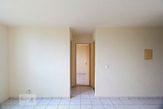 Sala de apartamento para alugar com 2 quartos, 45m² em Vila Campestre, São Paulo