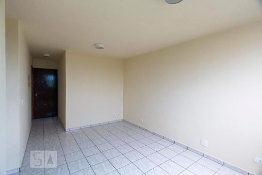 Sala de apartamento para alugar com 2 quartos, 45m² em Vila Campestre, São Paulo