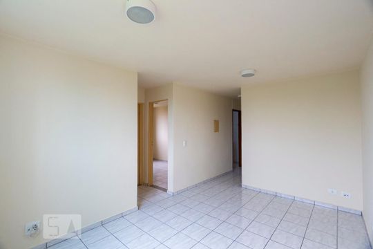 Sala de apartamento para alugar com 2 quartos, 45m² em Vila Campestre, São Paulo