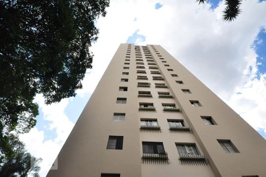 Fachada de apartamento para alugar com 2 quartos, 62m² em Vila Andrade, São Paulo