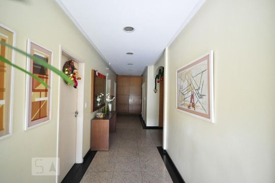 Hall social de apartamento para alugar com 2 quartos, 62m² em Vila Andrade, São Paulo
