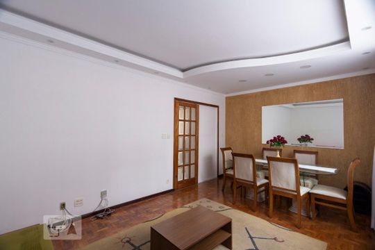 Sala de casa para alugar com 3 quartos, 200m² em Vila Monte Alegre, São Paulo