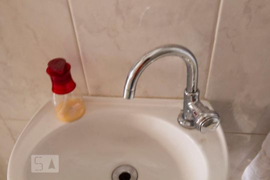 Lavabo de casa para alugar com 3 quartos, 200m² em Vila Monte Alegre, São Paulo