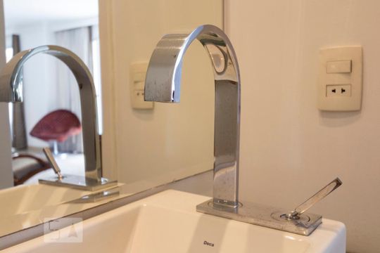 Lavabo de apartamento para alugar com 3 quartos, 172m² em Vila Mascote, São Paulo